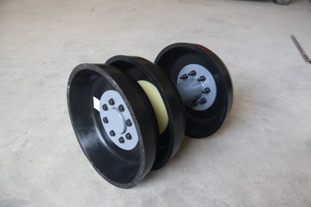 Uni-directional Scraper Pig