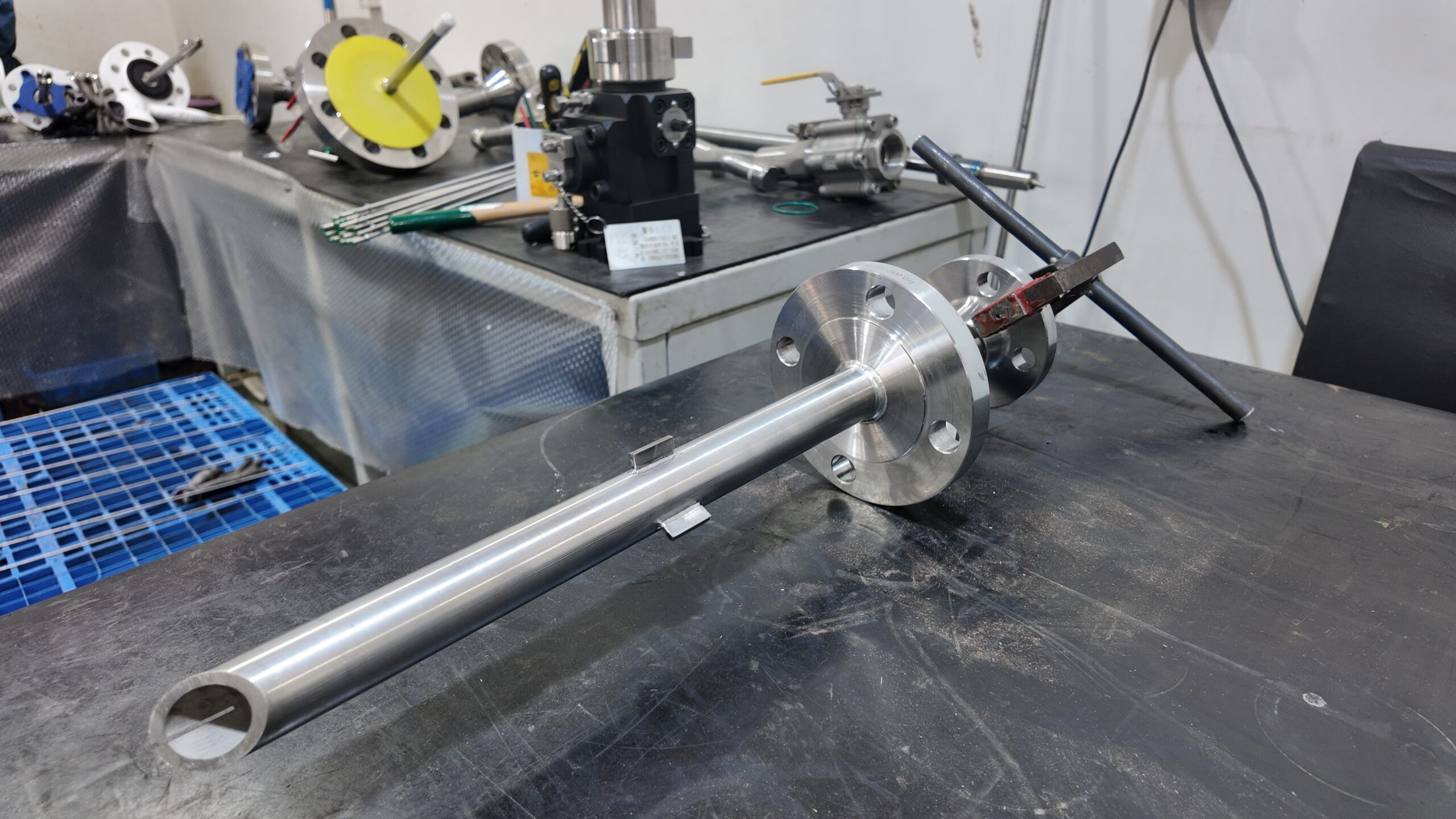 CHEMICAL INJECTION QUILL